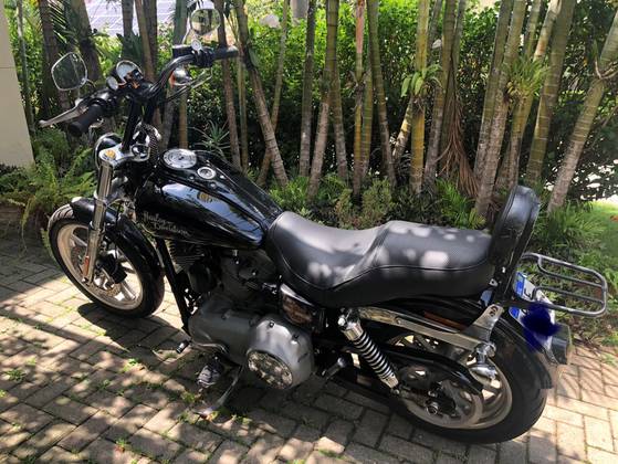 HARLEY-DAVIDSON DYNA SUPER GLIDE 
